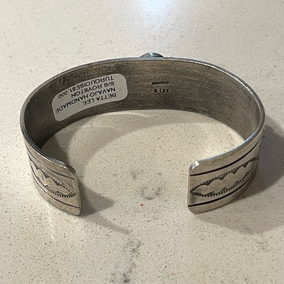 Royston Turquoise Native American Bracelet - Picture 6 of 6